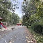 Restaurant-Motel Khan Krum موتيل *