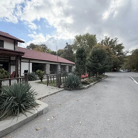Restaurant-Motel Khan Krum موتيل